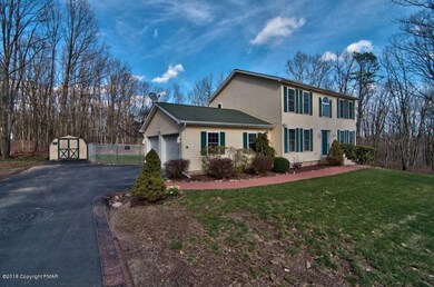 364 Cascade Dr, Effort, PA 18330 - photo 2