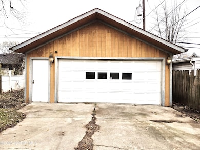 316 W Poinsetta Ave, Toledo, OH 43612 - photo 5