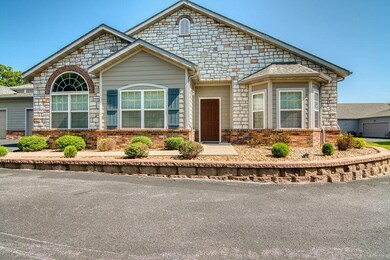 142R.deVillasCirBransonMO(3)