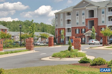 122 Yellowstone Dr unit 307, Charlottesville, VA 22903 - photo 5