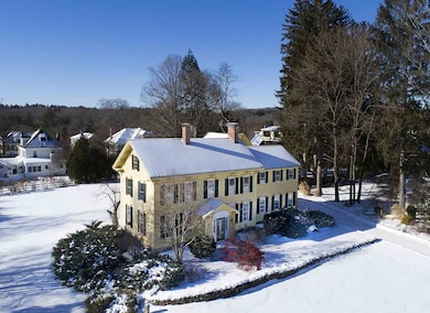 17 Auburn St, Concord, NH 03301 - photo 3