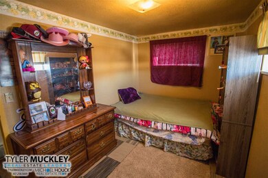 1426 Jim Bridger Ave, Casper, WY 82604 - photo 5