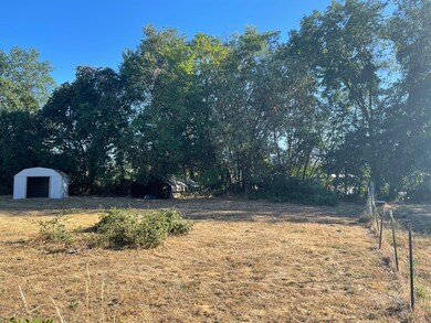 230 Almond St, Merlin, OR 97532 - photo 6