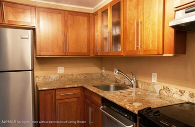 6 Kitchen