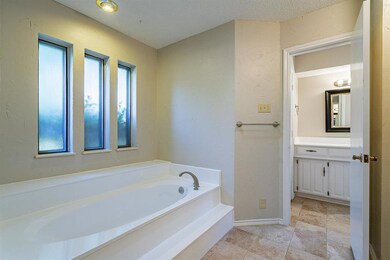 202 Rushcreek Dr, Wylie, TX 75098 - photo 7