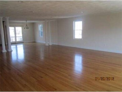 26 Coolidge St, Everett, MA 02149 - photo 5