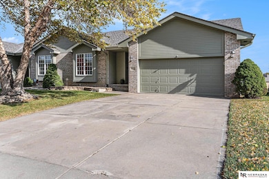 5721 N 167th Cir, Omaha, NE 68116 - photo 2