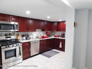 14 Kearney St unit 16, Keyport, NJ 07735 - photo 6