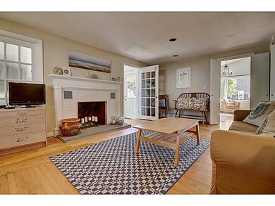 13 Frank Low St, Narragansett, RI 02882 - photo 3