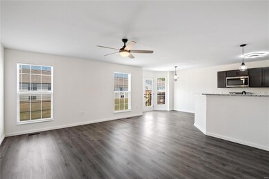 6823 Hampshire Ct, Maryville, IL 62062 - photo 3