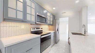 8212 NW 8th Place unit 2, Plantation, FL 33324 - photo 4