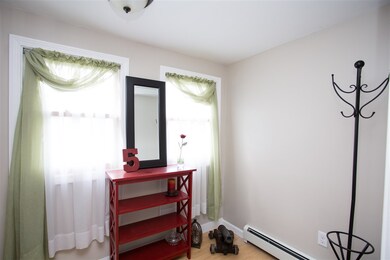 5 Foxglove St, Londonderry, NH 03053 - photo 2