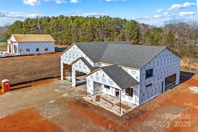 124 Bentley Ct unit 6, Troutman, NC 28166 - photo 2