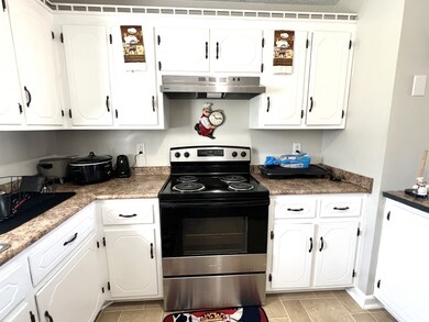 118 Oak Tree Dr, Oak Grove, KY 42262 - photo 7