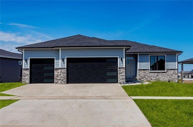 9715 Watermeadow Cir, Johnston, IA 50131 - photo 2