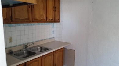 7509 Wilcox Dr unit B, El Paso, TX 79915 - photo 4