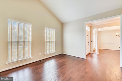 5035 Parkside Ct, Warrenton, VA 20187 - photo 6