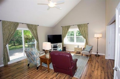 5621 Nature Ct, Ann Arbor, MI 48108 - photo 4