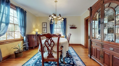 DiningRoom