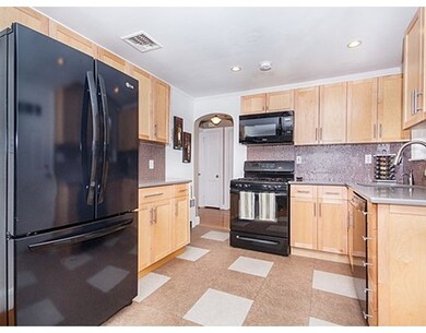 66 Margaret Rd, Newton Highlands, MA 02461 - photo 3