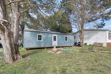 137 Pua Loko Ln, Sadler, TX 76264 - photo 4