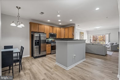 9720 Holmes Place unit 2, Manassas Park, VA 20111 - photo 3