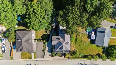 8 Laton St, Nashua, NH 03064 - photo 3