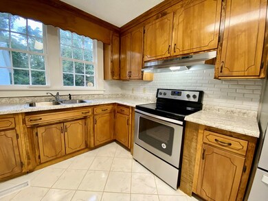 419 E 3rd St, Adel, GA 31620 - photo 6