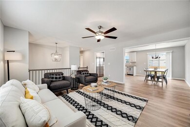 612 Foxglove Ln, Raymore, MO 64083 - photo 7