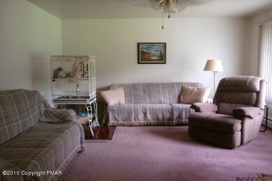 111 Wrights Ln, Saylorsburg, PA 18353 - photo 4