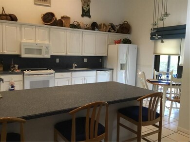 2130 SW 97th Rd, Davie, FL 33324 - photo 4