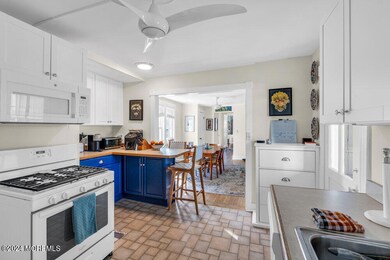 2nd Fl Kitchen
