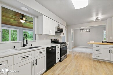 10-Kitchen_ETL9925