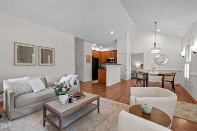 212 Old Barn Ln, Chapel Hill, NC 27517 - photo 7