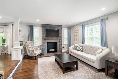 8 Burnham Ln, Danvers, MA 01923 - photo 6