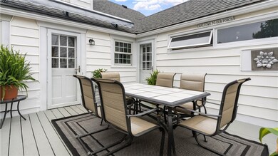 2 Roseland Ct, Riverside, RI 02915 - photo 5