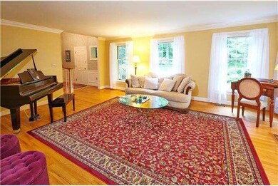 1659 Waterglen Dr, West Chester, PA 19382 - photo 2