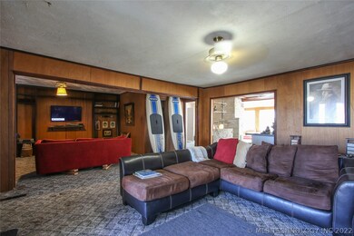 113 S Lee Ave, Tahlequah, OK 74464 - photo 3