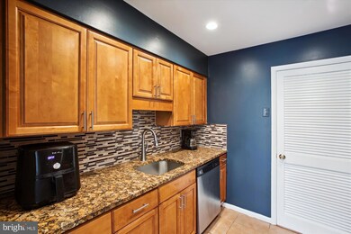 3879 Havenwood Place unit 71C, Alexandria, VA 22309 - photo 2