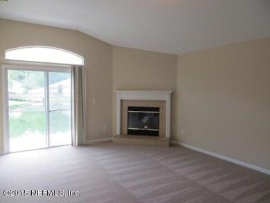 2912 Centerwood Dr N, Jacksonville, FL 32218 - photo 4