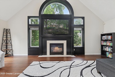 10-16931-Black-Walnut-Ln-East-Lansing-MI