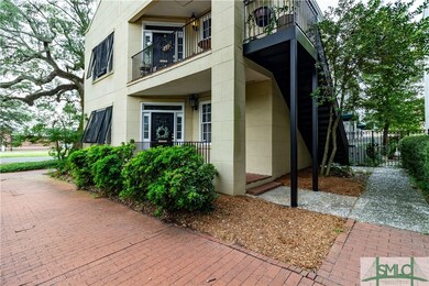 559 E Jones St unit A, Savannah, GA 31401 - photo 2