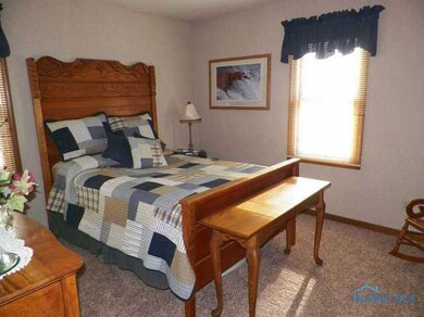 23130 W Trowbridge Rd, Millbury, OH 43447 - photo 7