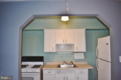 312 Edgewood St, Baltimore, MD 21229 - photo 3