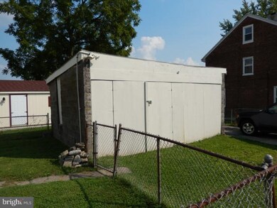 28 6th St, Brookhaven, PA 19015 - photo 6