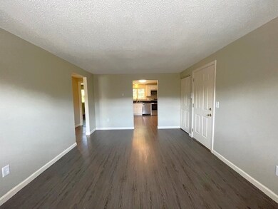 4 Maple Crest Cir unit E, Holyoke, MA 01040 - photo 3