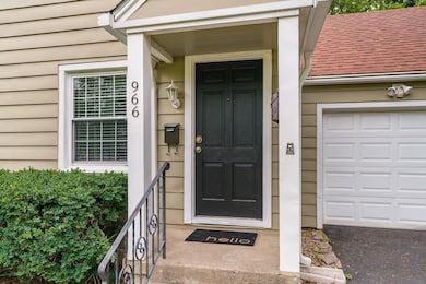 966 Chambers Circle