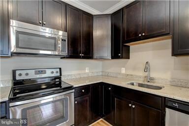 207 S Washington St unit 2ND FLOOR, Baltimore, MD 21231 - photo 4