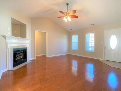 1603 Stonewood Dr, Fayetteville, NC 28306 - photo 6