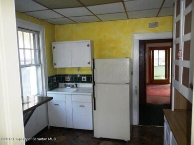 320 N Sumner Ave, Scranton, PA 18504 - photo 3